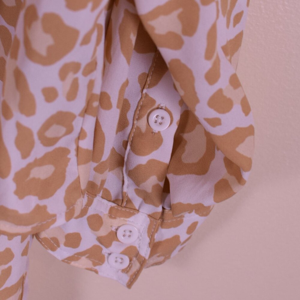 Torrid Women's Georgette Hi-Low Long Sleeve Cheetah Print Blouse - Size L - Picture 5 of 7